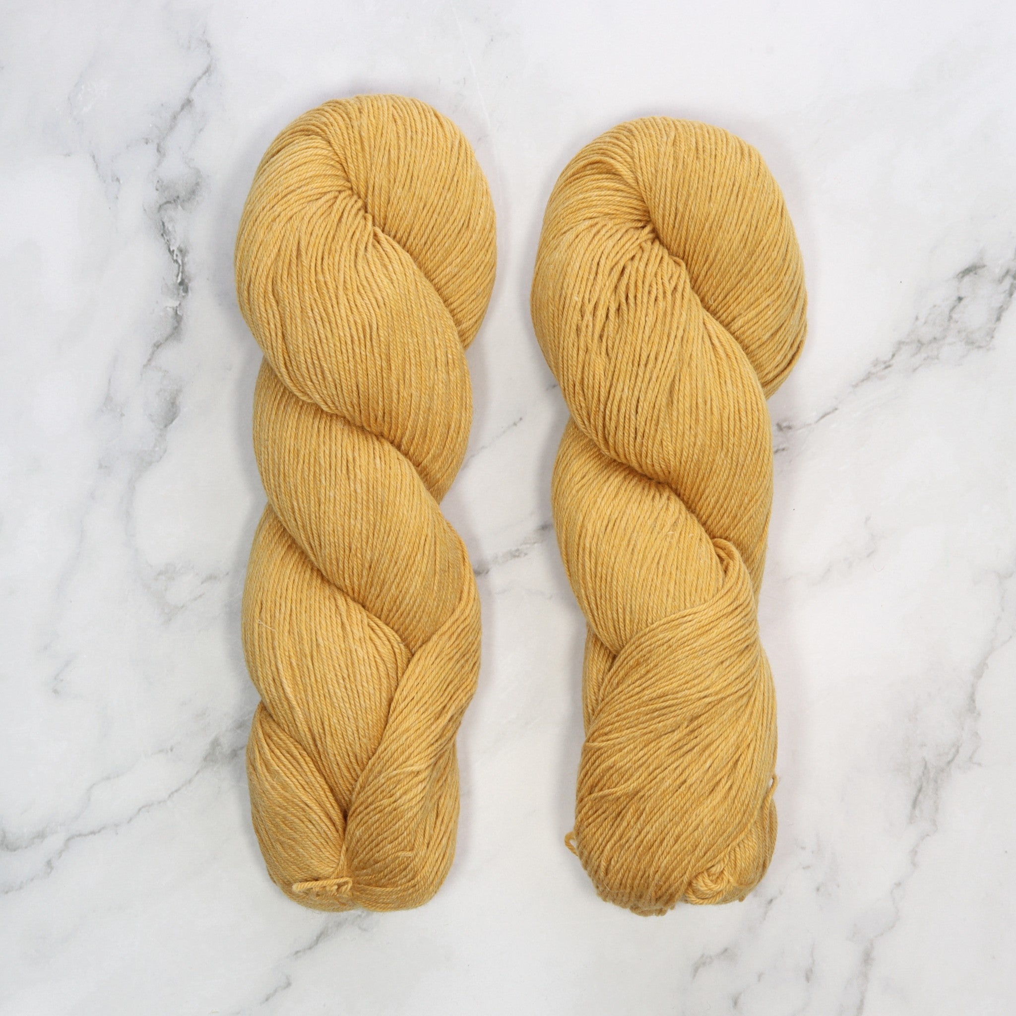 Amano Chaski in colourway Golden Morning – 4ply weight merino, cotton, linen yarn
