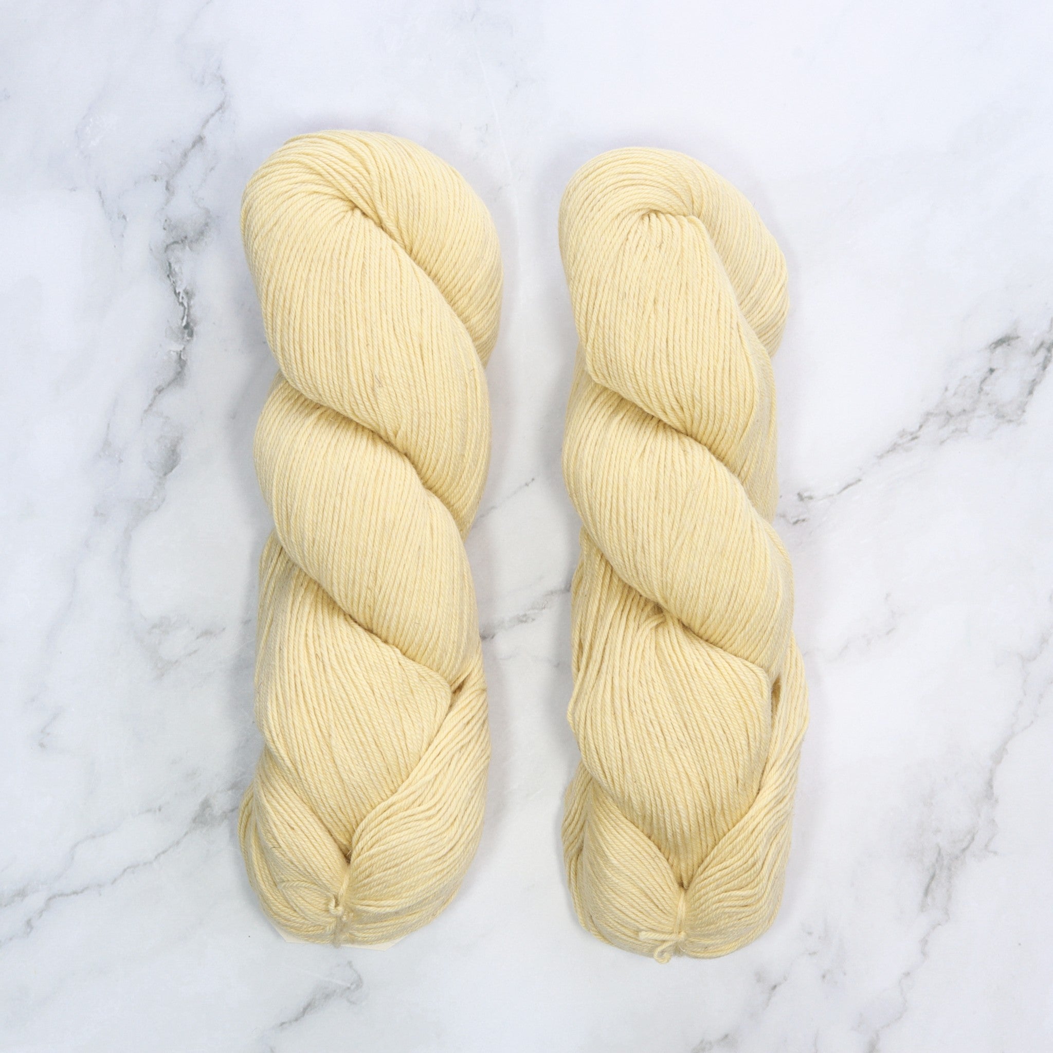 Amano Chaski in colourway Banana – 4ply weight merino, cotton, linen yarn