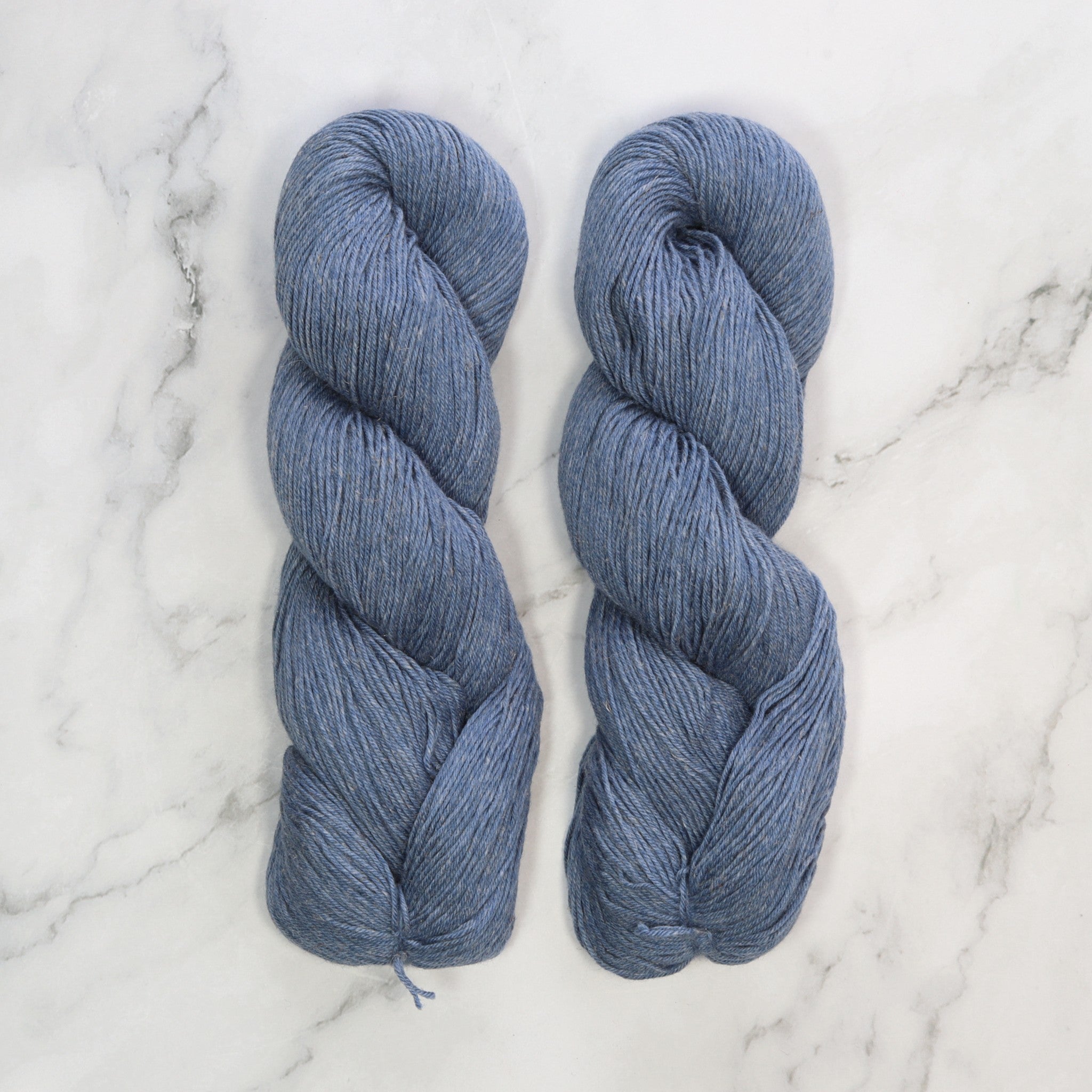 Amano Chaski in colourway Marina – 4ply weight merino, cotton, linen yarn