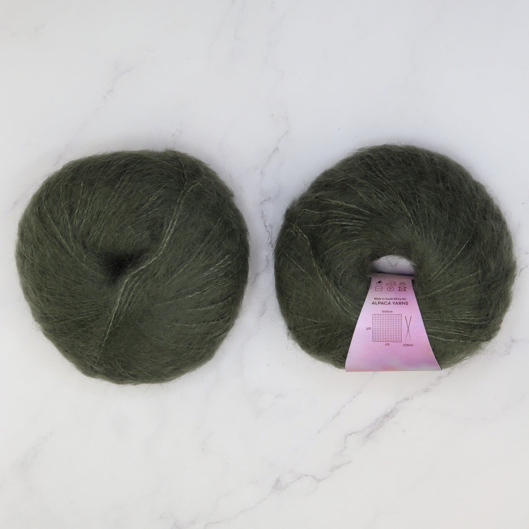 Whisper Rib Throw Over Top kit, colourway Forest