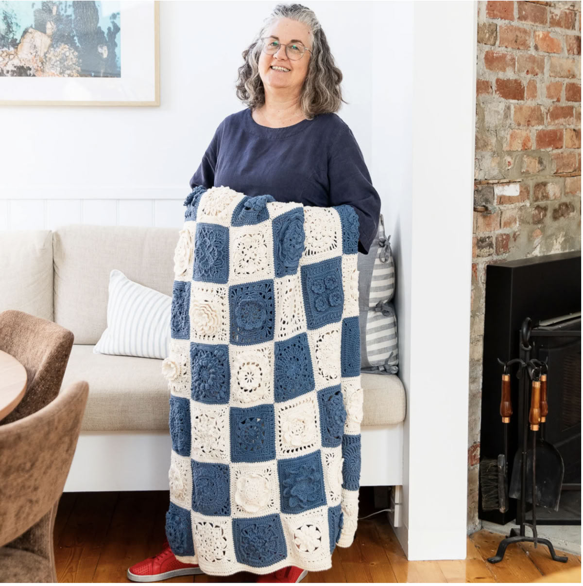 Granny Square Garden – crochet pattern book – view 2
