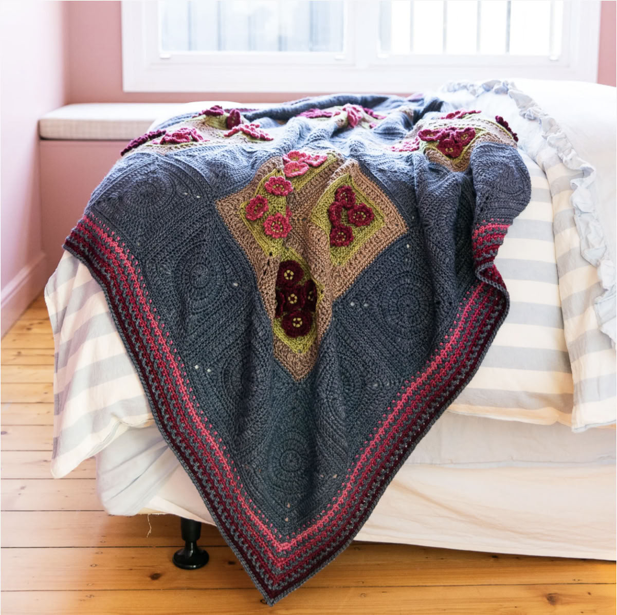 Granny Square Garden – crochet pattern book – view 6