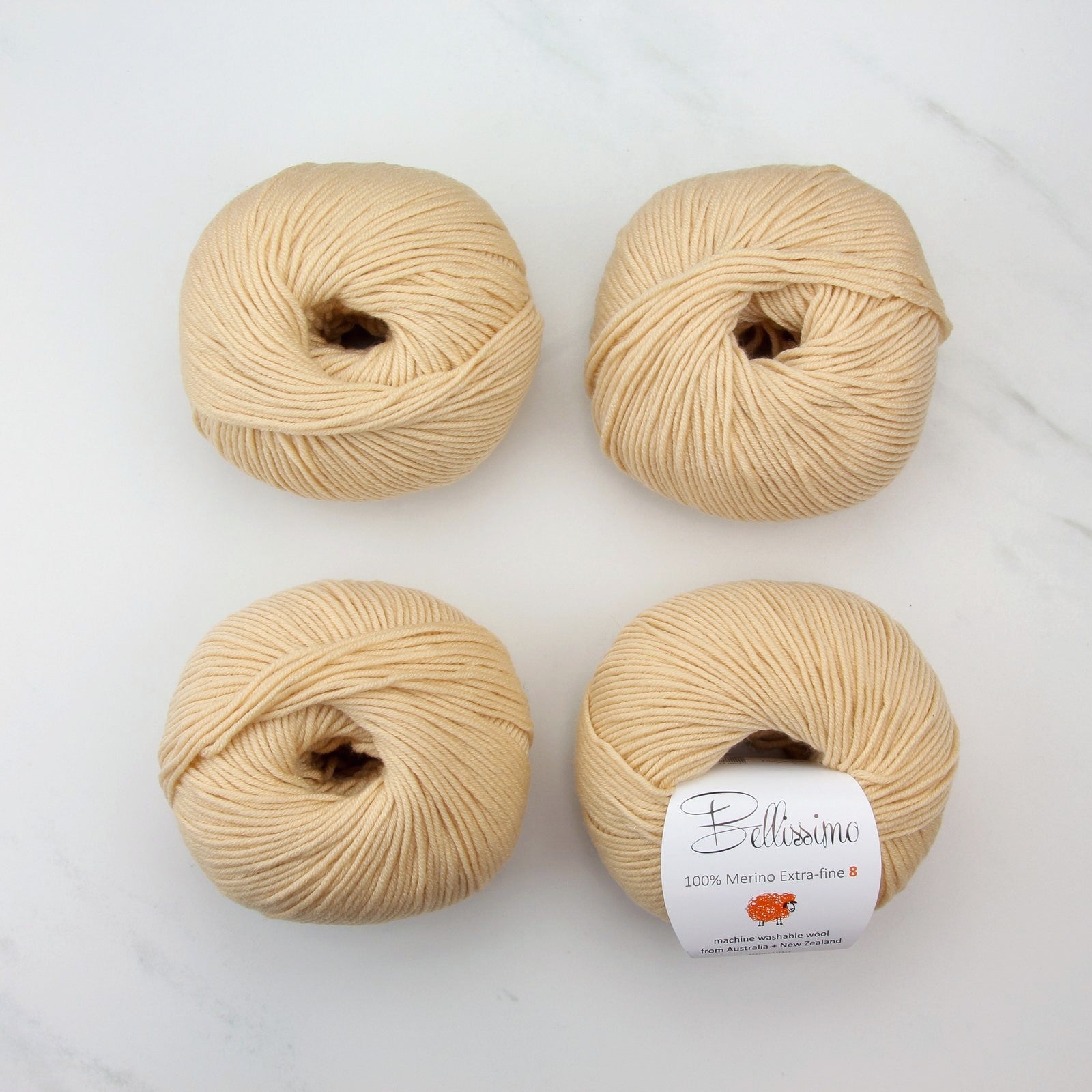 Bellissimo 8 in colourway Apricot – 8ply weight merino yarn