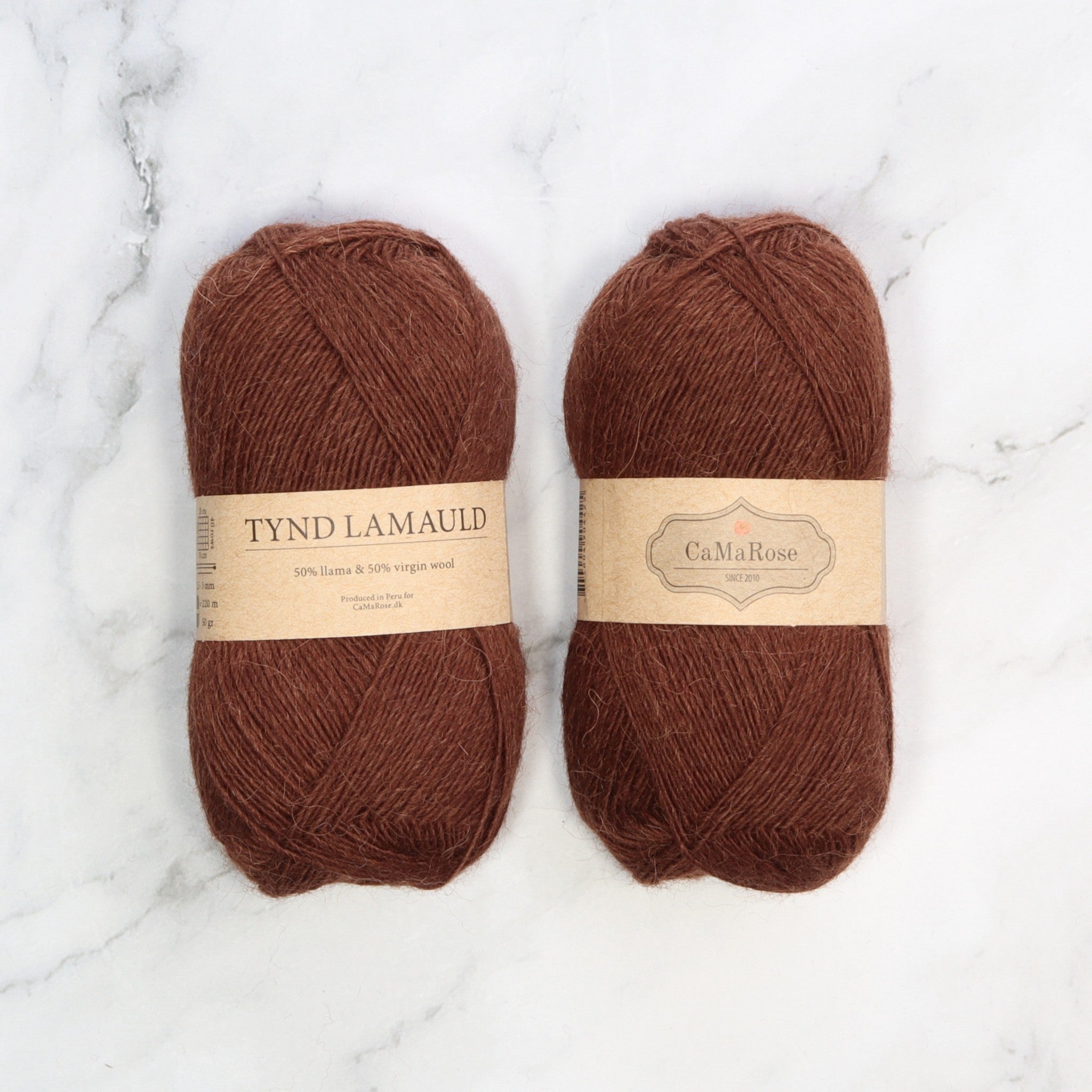 CaMaRose Tynd Lamauld in colourway Chestnut – 4ply weight llama, wool yarn