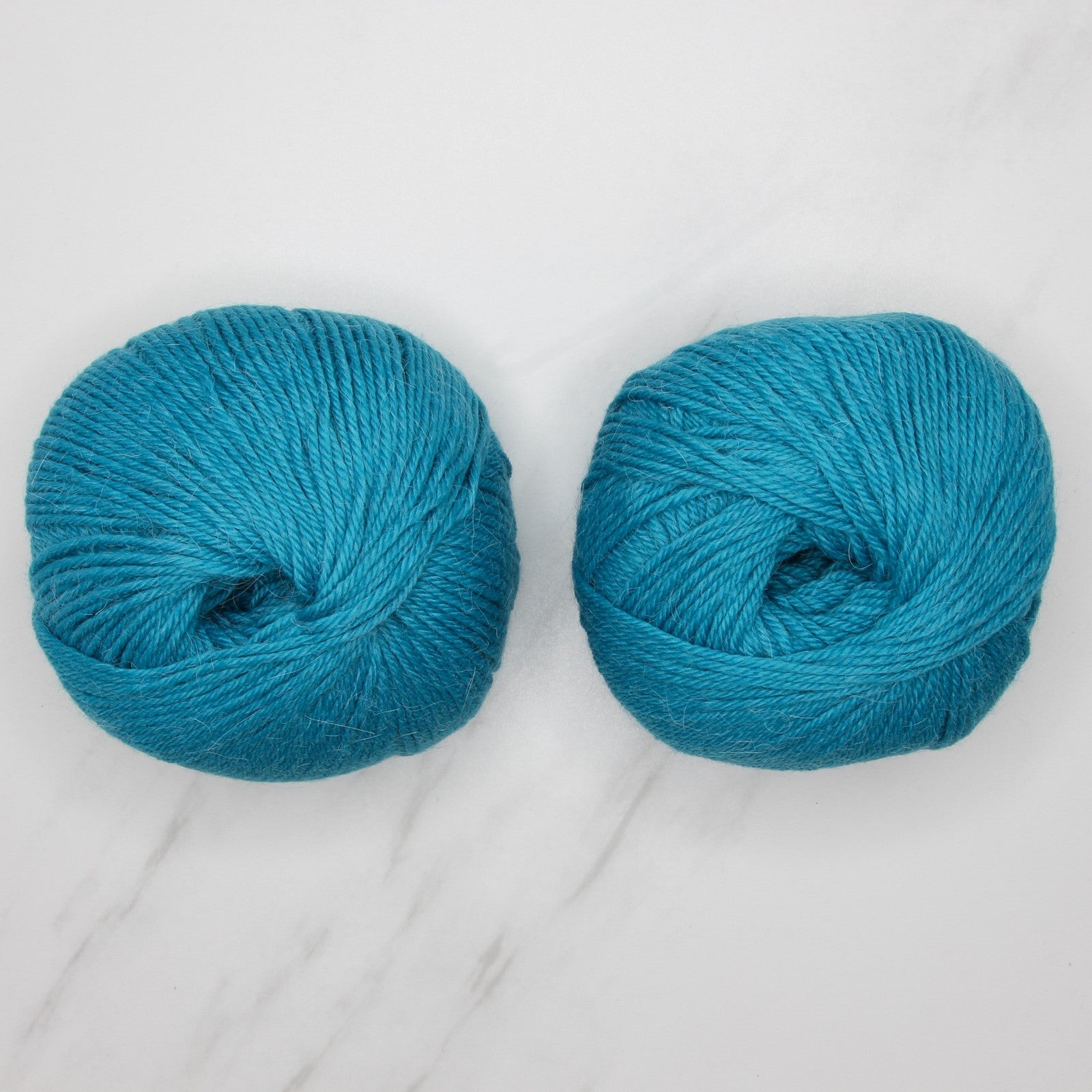 Fiddlesticks Grange 10 in colourway Turquoise – 10ply weight wool, acrylic, alpaca yarn