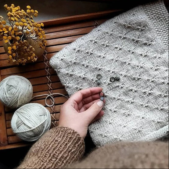 Lisbeth Blanket knitting kit