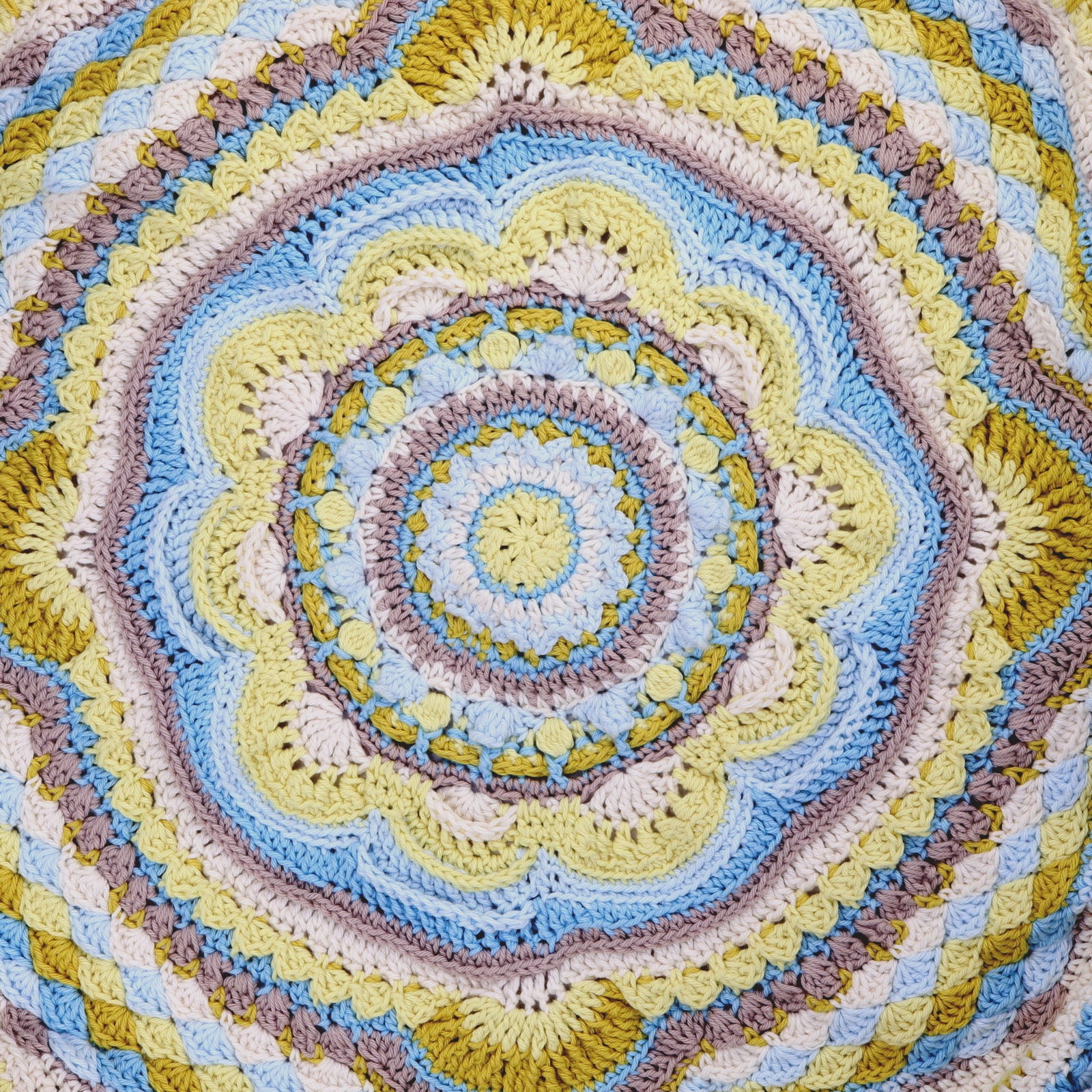 Shelley Husband's The Cove CAL Blanket crochet kit – view 2