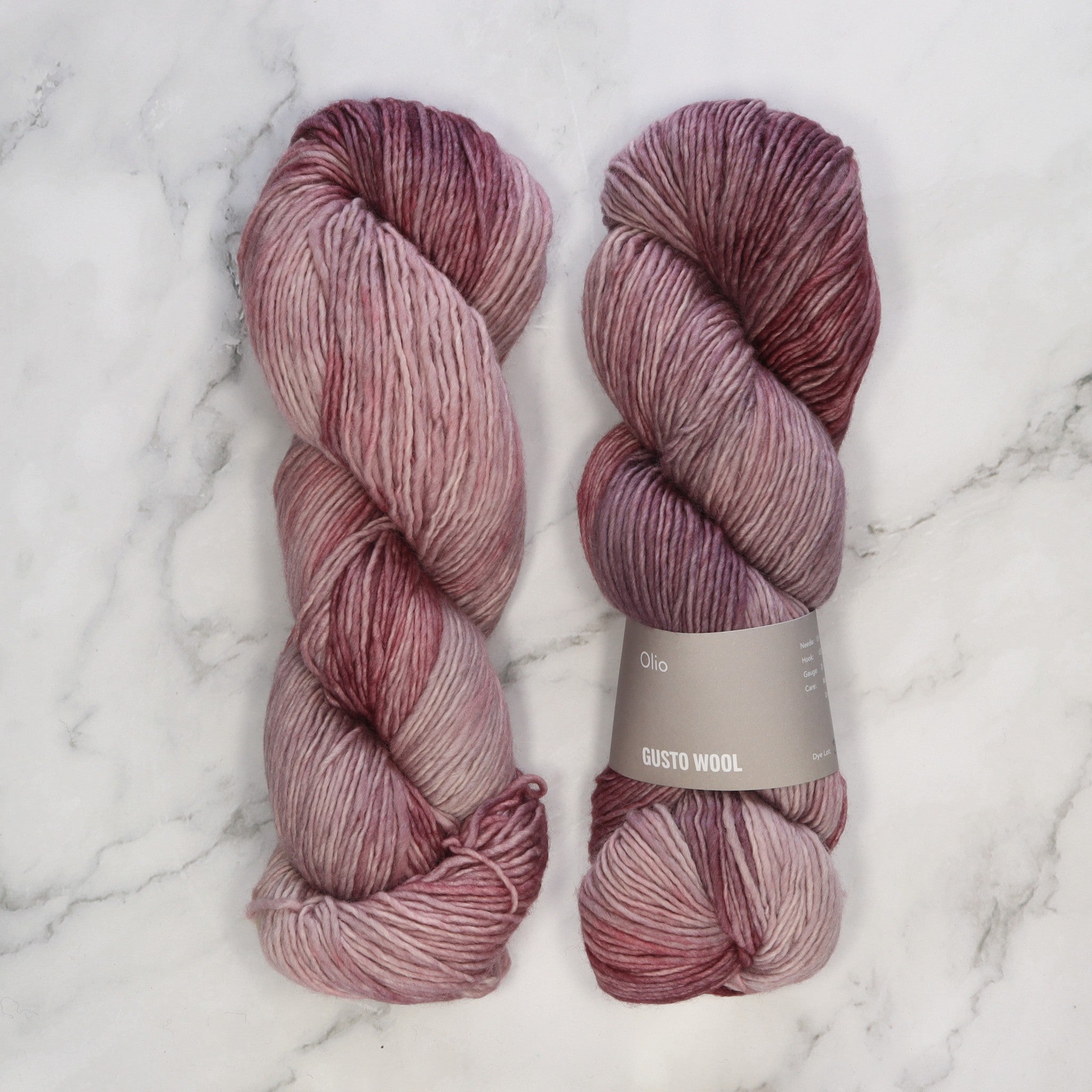 Gusto Wool Olio in colourway Mushroom Pink – 10ply weight merino yarn