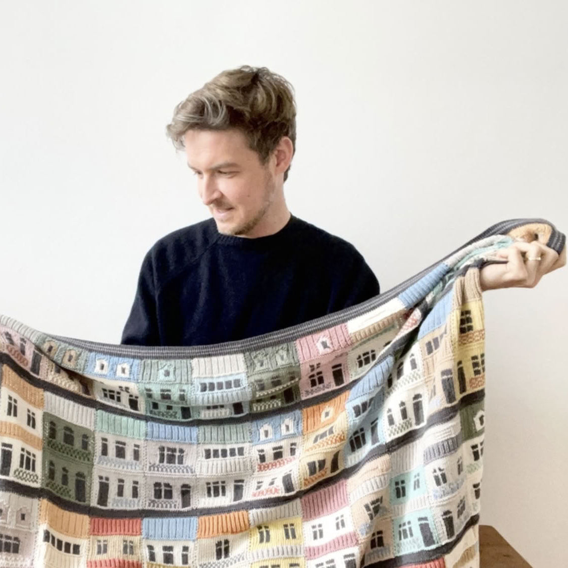 Knit the City Yarn Starter Set knitting kit – view 2