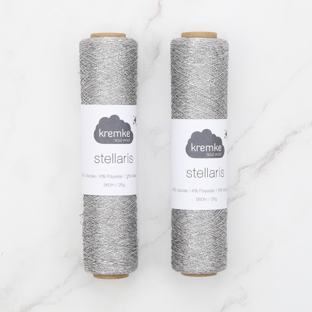 Kremke Soul Wool Stellaris in colourway Light Grey Silver – 2ply weight viscose, polyester, metallic fibre yarn