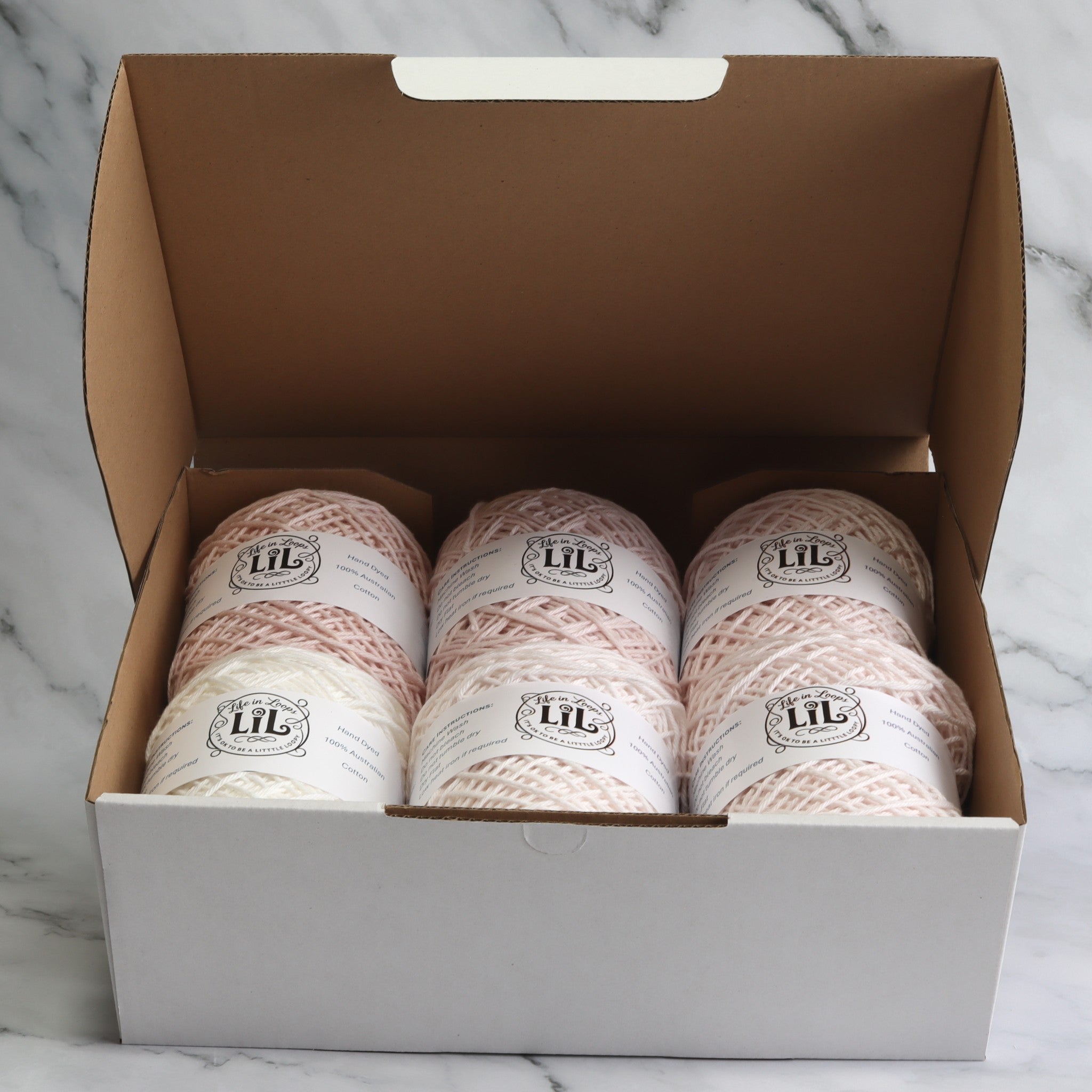 Life in Loops Gradient Yarn Box 4ply – 4ply weight cotton yarn – view 2