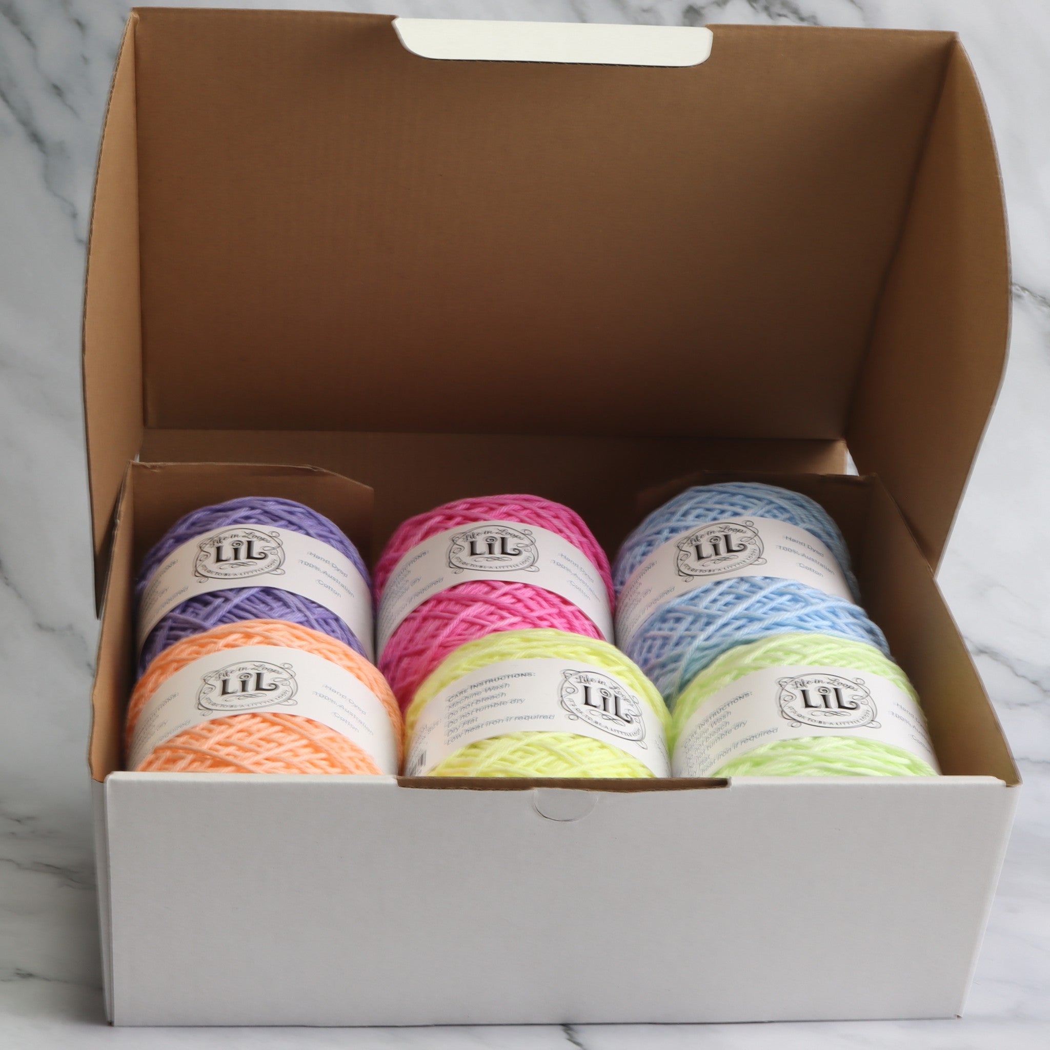 Life in Loops Gradient Yarn Box 4ply – 4ply weight cotton yarn – view 3