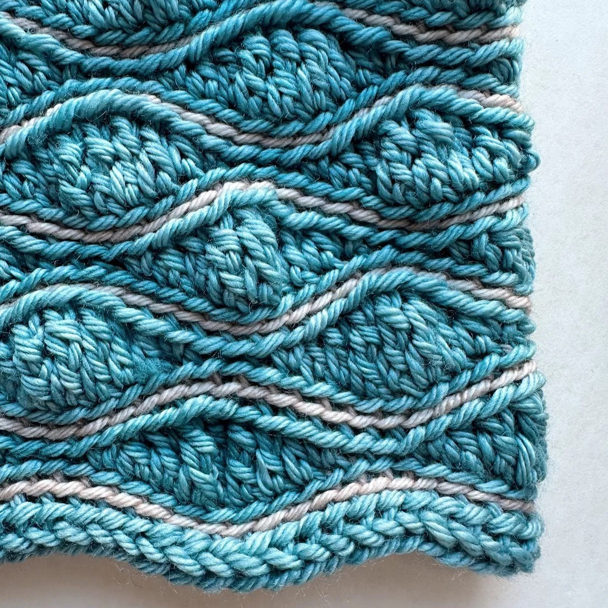 Ondine Cowl crochet kit – view 4