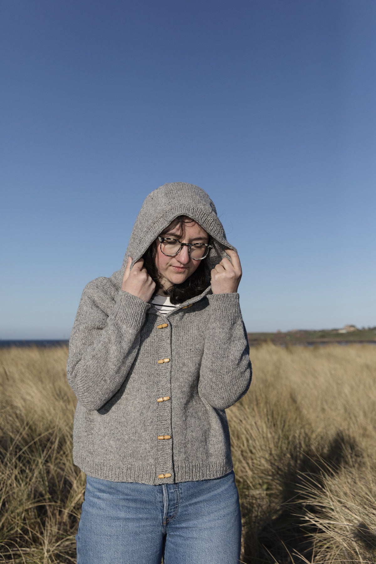 Shorelines: Knits from Scottish Coasts by Rebecca Clow – knitting pattern book – view 2