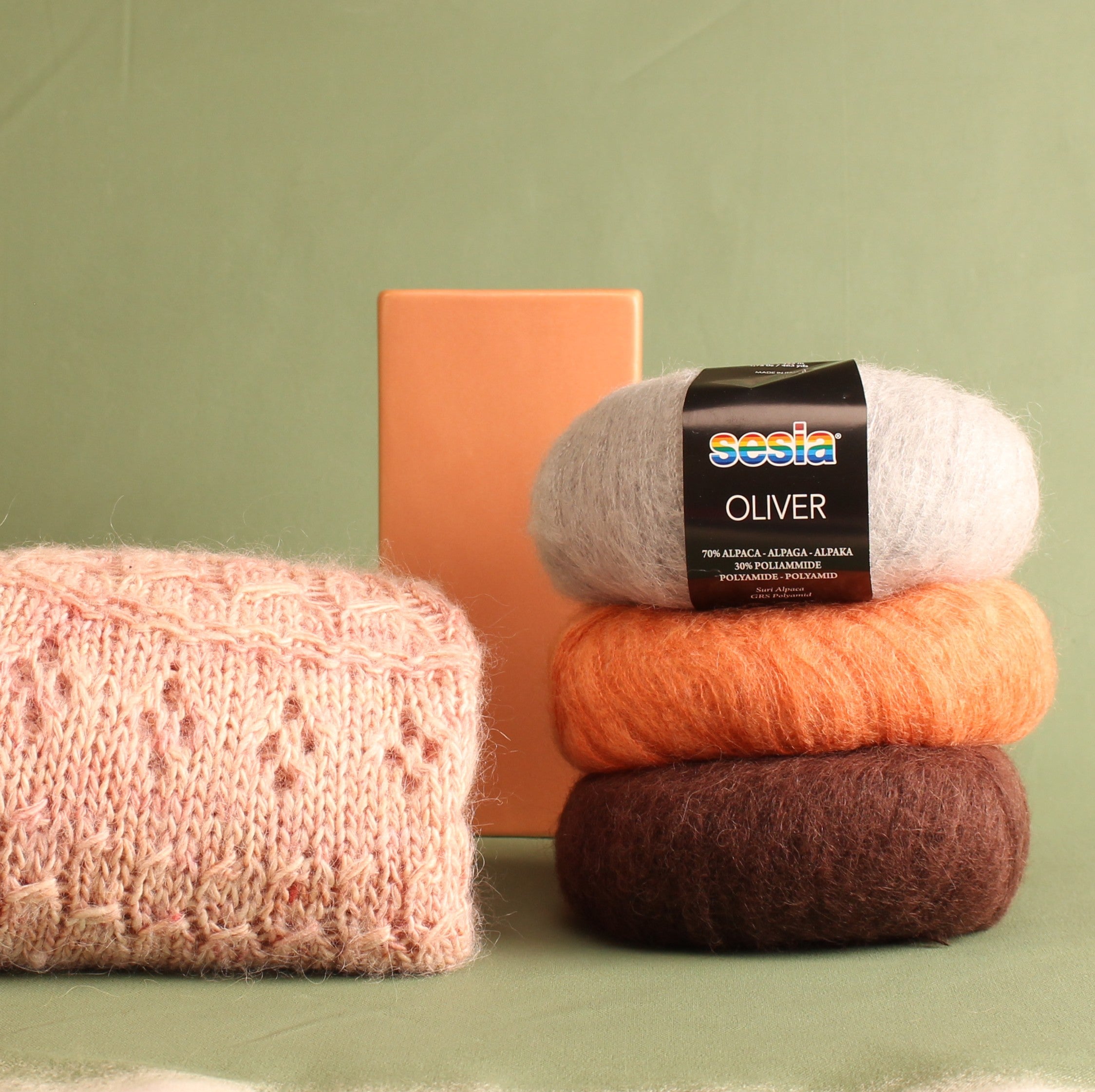 Sesia Oliver – 2ply weight alpaca, nylon yarn