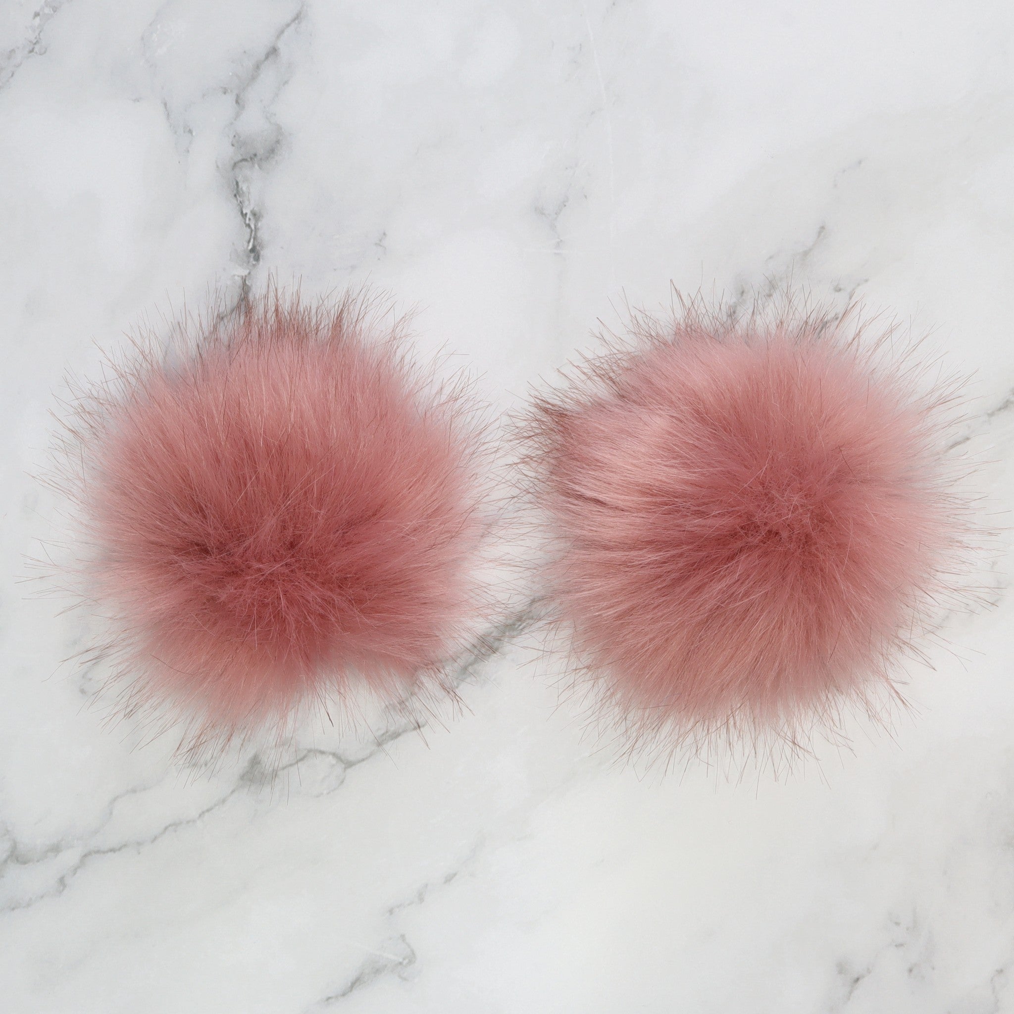 Skein Sisters Pom Poms – Blush