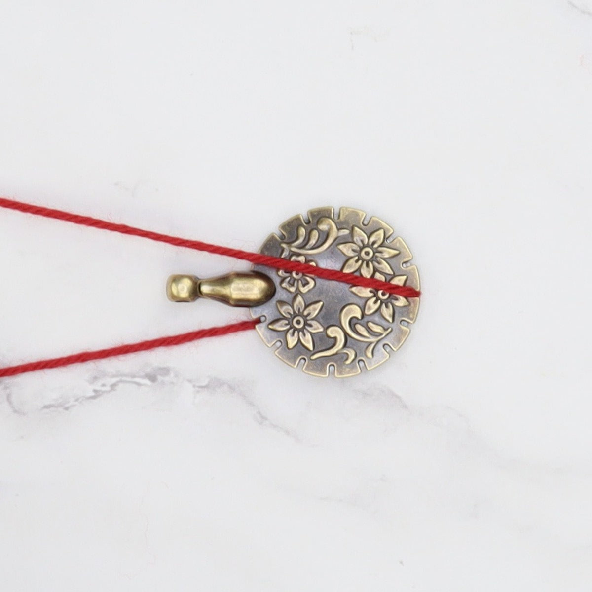 Skein Sisters Yarn Cutter Pendant