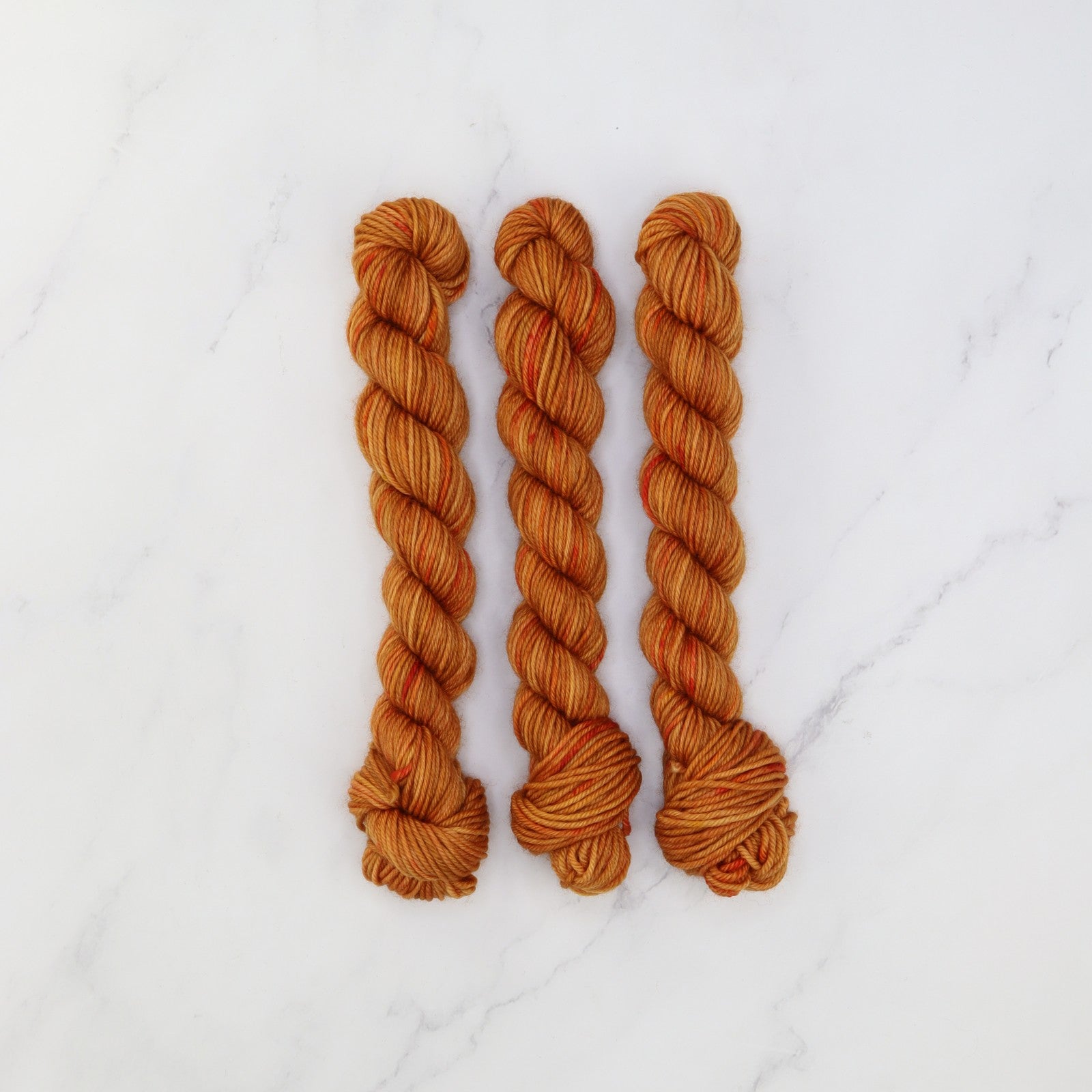 Skein Sisters Fabulous Sock Minis 20g/80m in colourway Amber – 4ply weight merino, nylon yarn