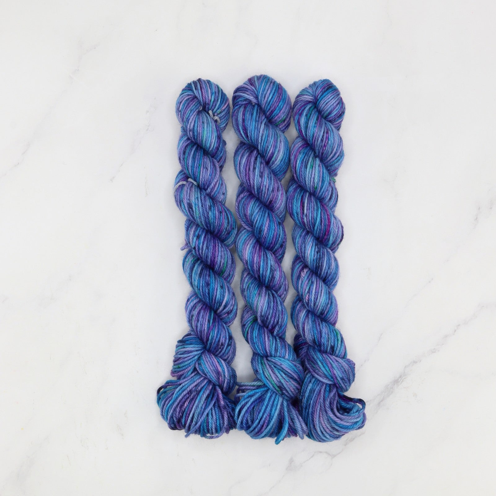 Skein Sisters Fabulous Sock Minis 20g/80m in colourway Blueberry – 4ply weight merino, nylon yarn