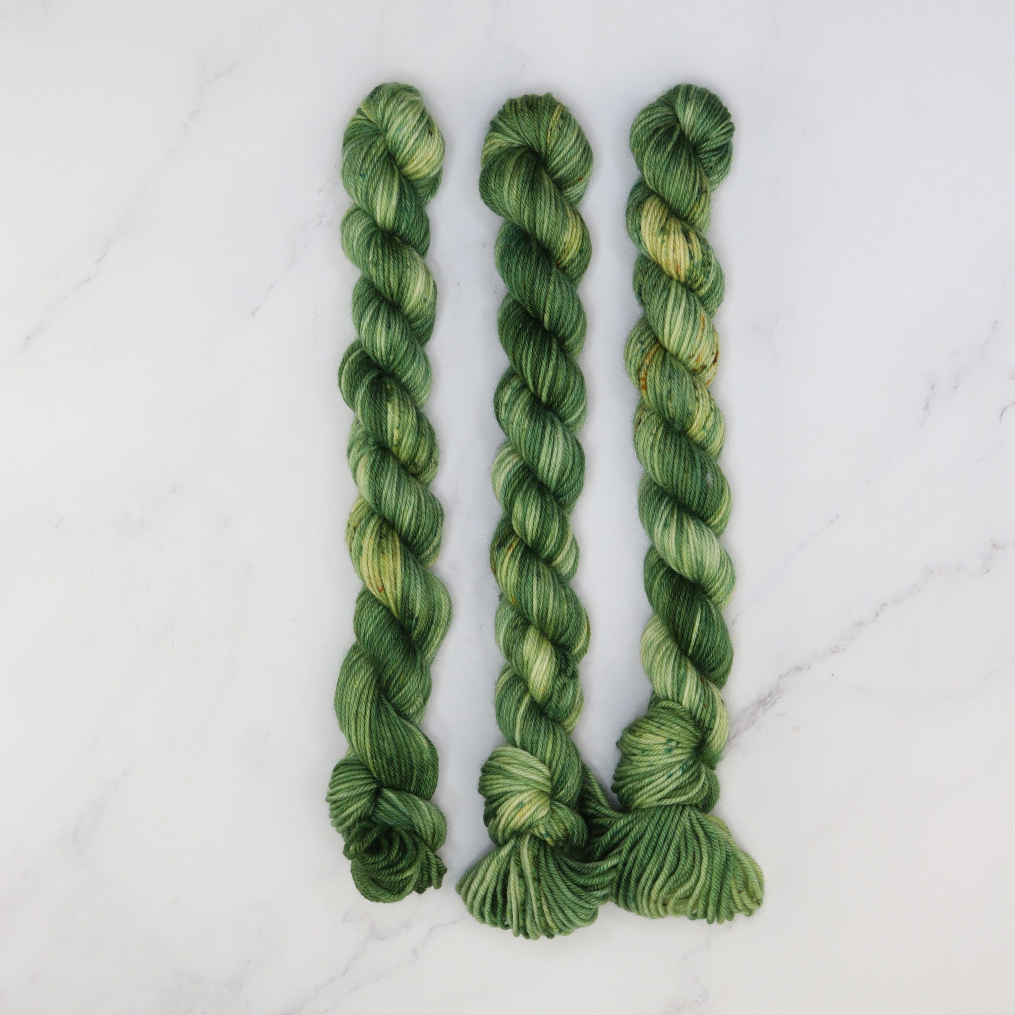 Skein Sisters Fabulous Sock Minis 20g/80m in colourway Crypsis – 4ply weight merino, nylon yarn