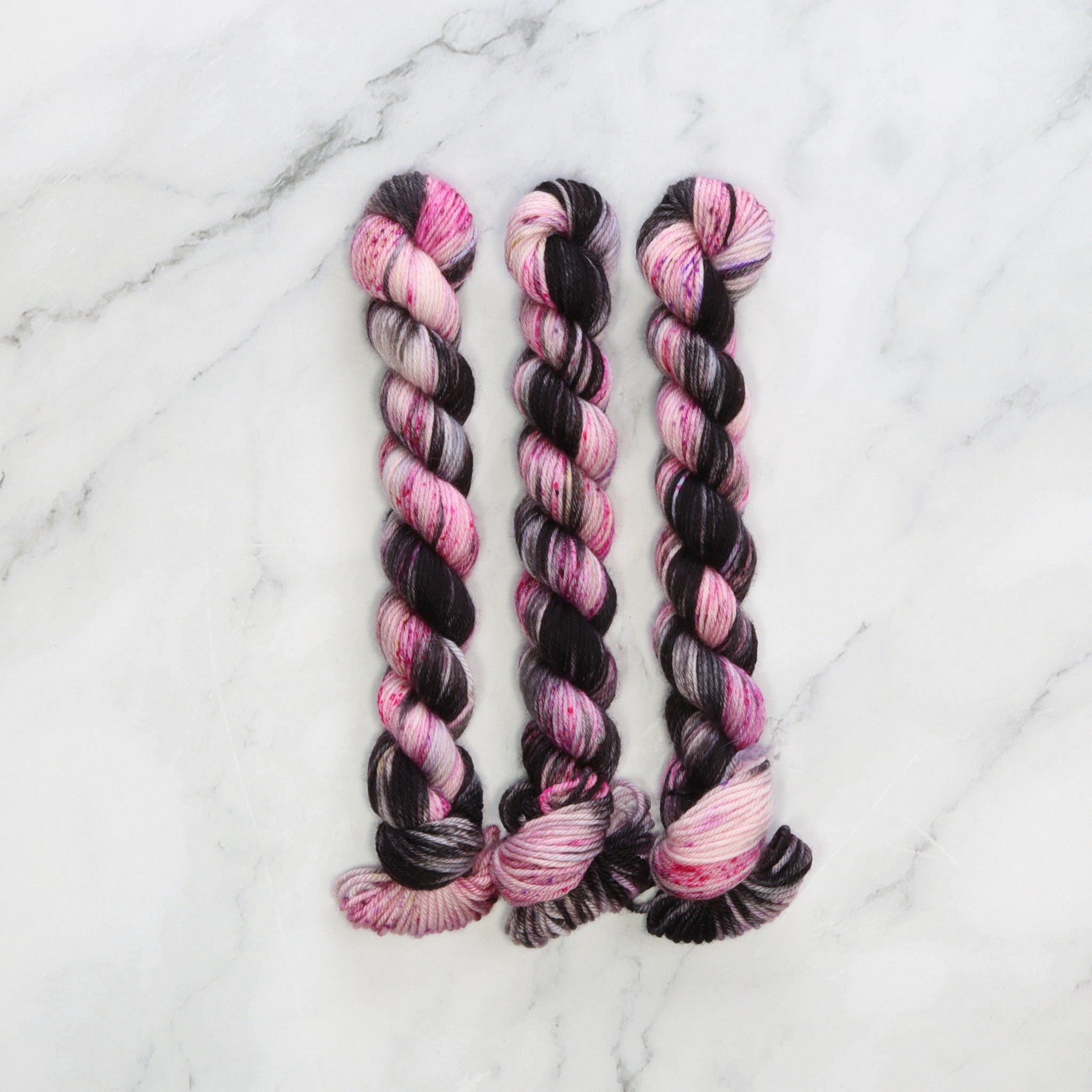Skein Sisters Fabulous Sock Minis 20g/80m in colourway Last Dance – 4ply weight merino, nylon yarn