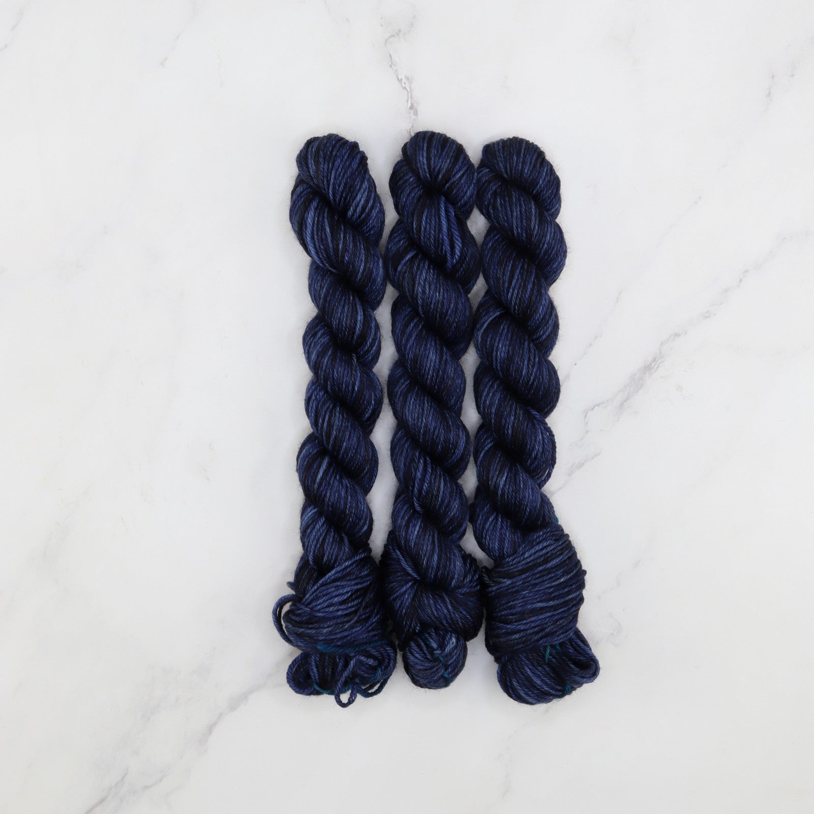Skein Sisters Fabulous Sock Minis 20g/80m in colourway Midnight – 4ply weight merino, nylon yarn