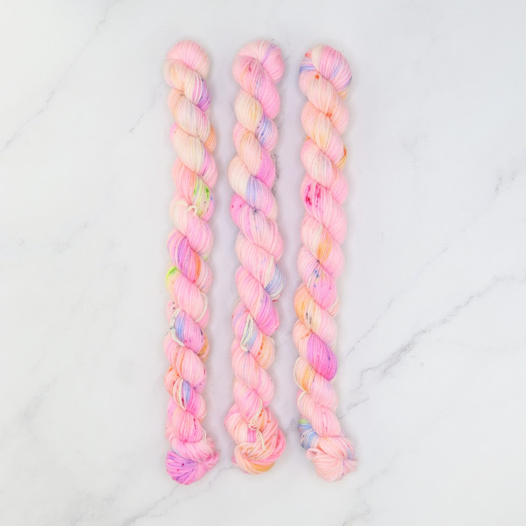 Skein Sisters Fabulous Sock Minis 20g/80m in colourway Pink Tingle – 4ply weight merino, nylon yarn