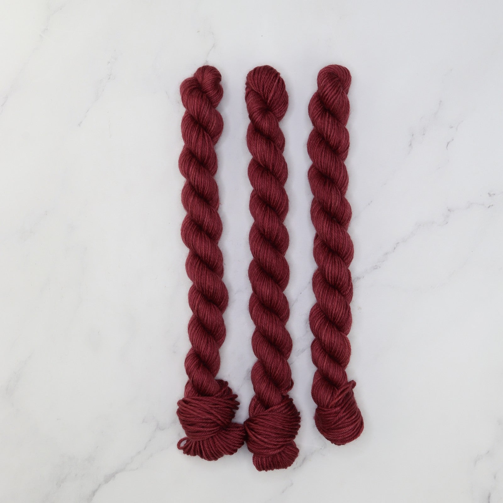 Skein Sisters Fabulous Sock Minis 20g/80m in colourway Red Velvet Cake – 4ply weight merino, nylon yarn