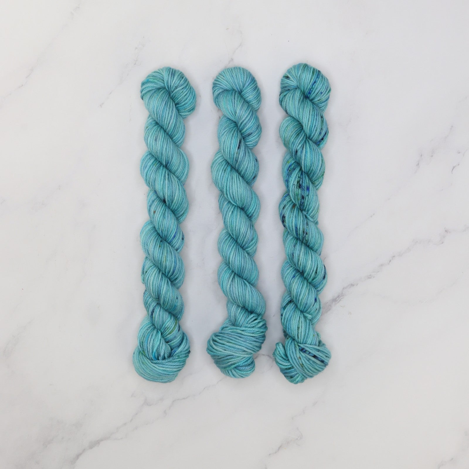 Skein Sisters Fabulous Sock Minis 20g/80m in colourway Reef Project – 4ply weight merino, nylon yarn