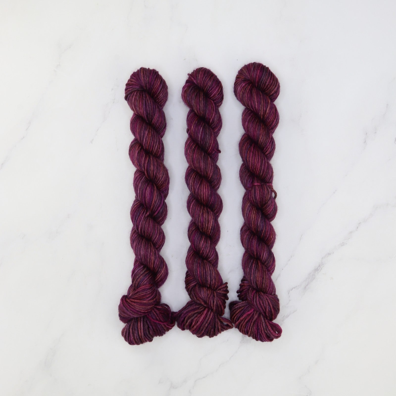 Skein Sisters Fabulous Sock Minis 20g/80m in colourway Spellbound – 4ply weight merino, nylon yarn