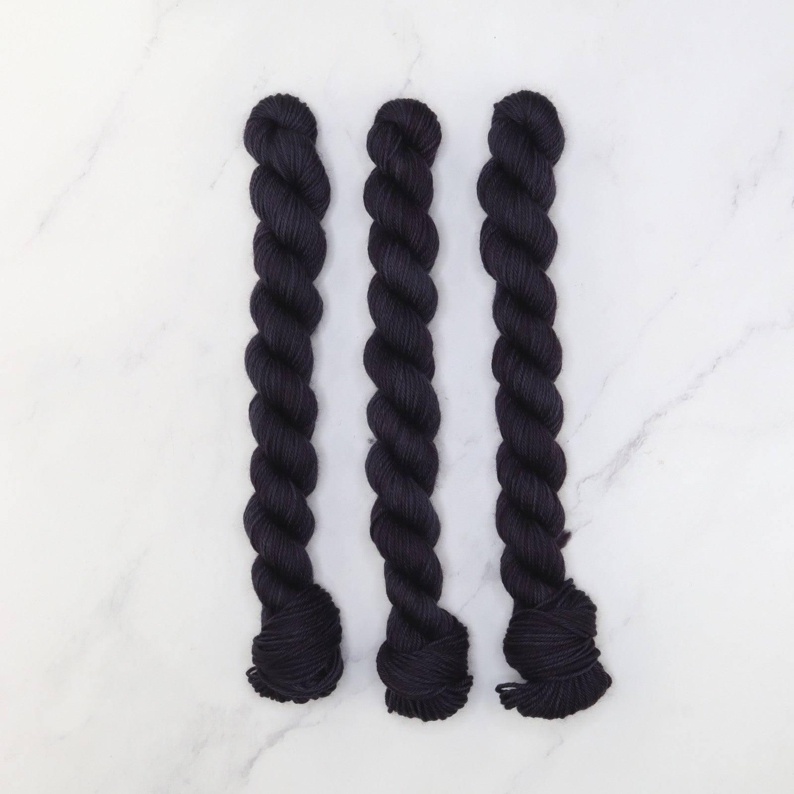 Skein Sisters Fabulous Sock Minis 20g/80m in colourway Wednesday – 4ply weight merino, nylon yarn