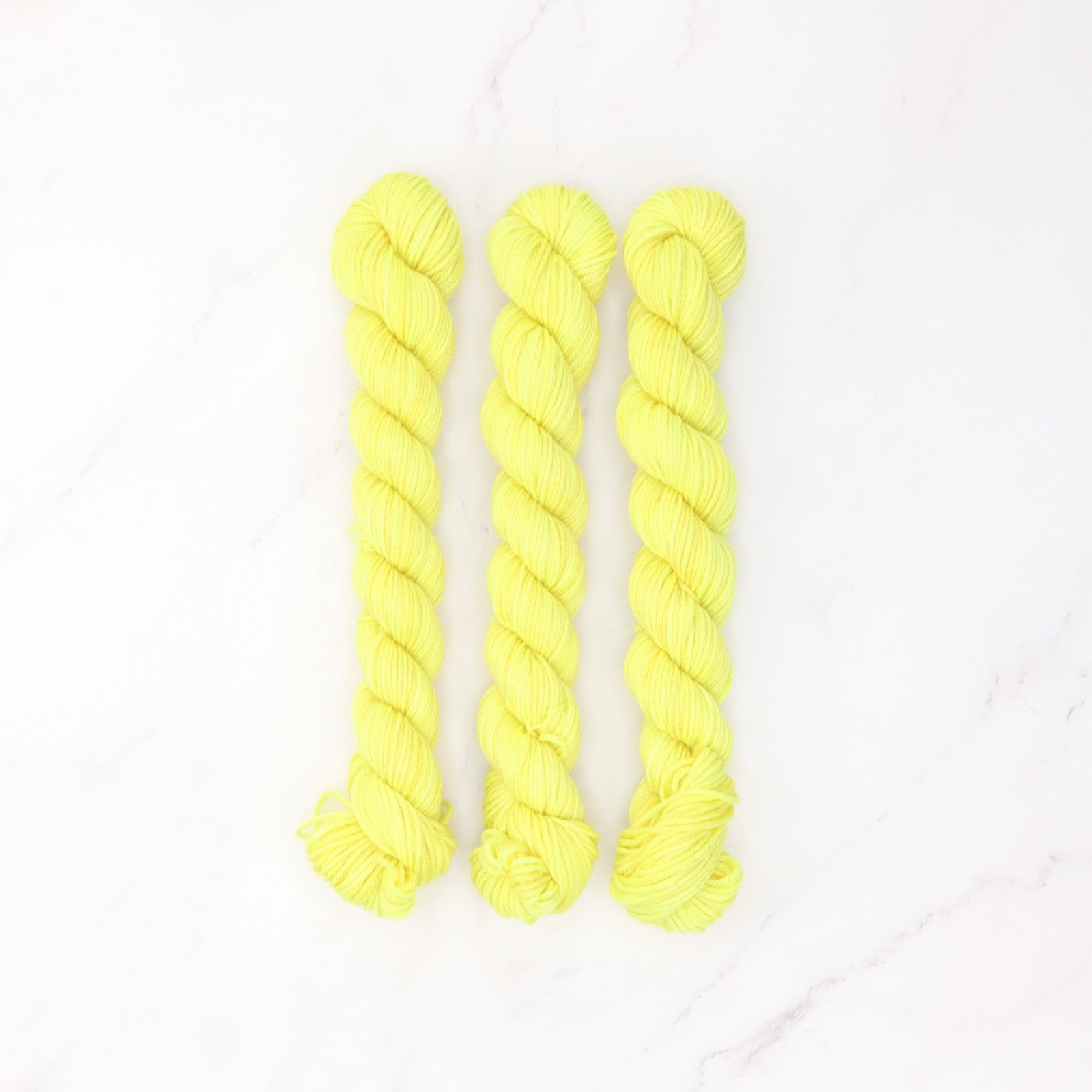 Skein Sisters Fabulous Sock Minis 20g/80m in colourway YoYo – 4ply weight merino, nylon yarn