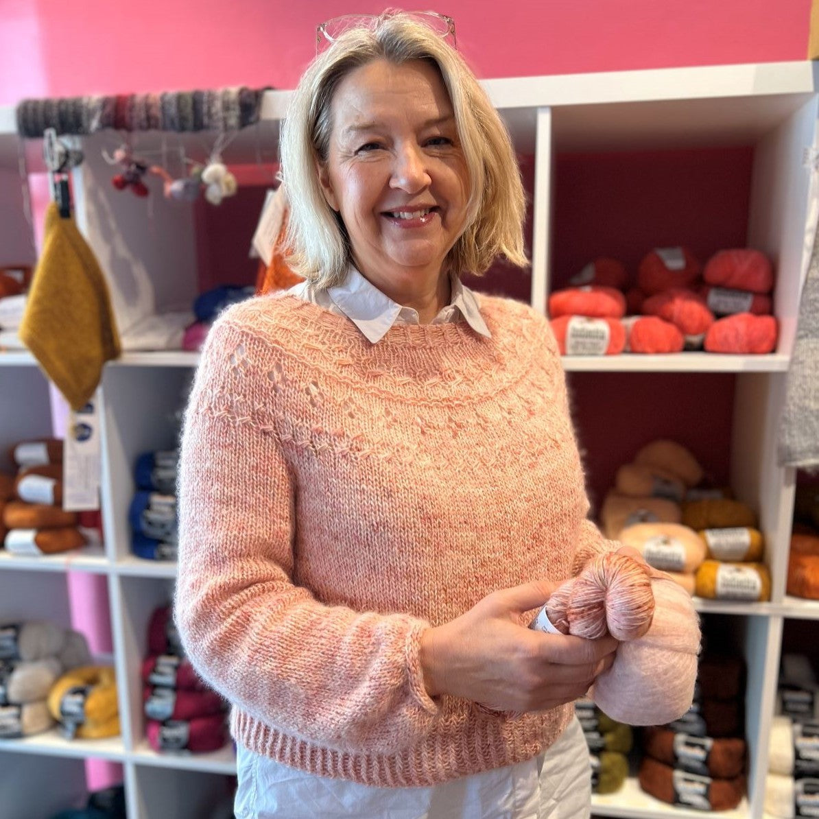 Ranunculus Sweater Yarn knitting kit