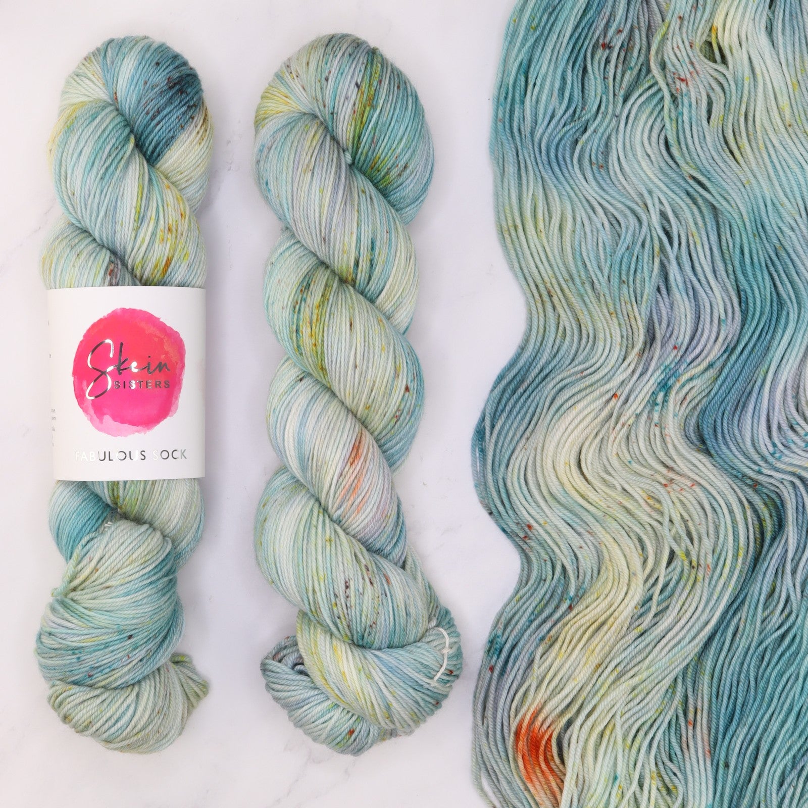 Summer Sorrel Tee Yarn kit, colourway Agave