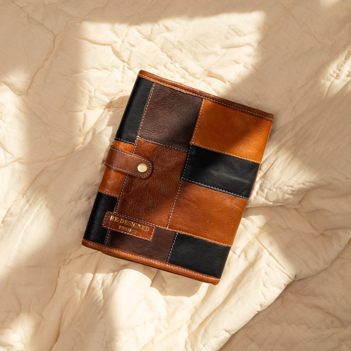 Re:Designed Torn & Cut 14 XL Needle Case – view 4