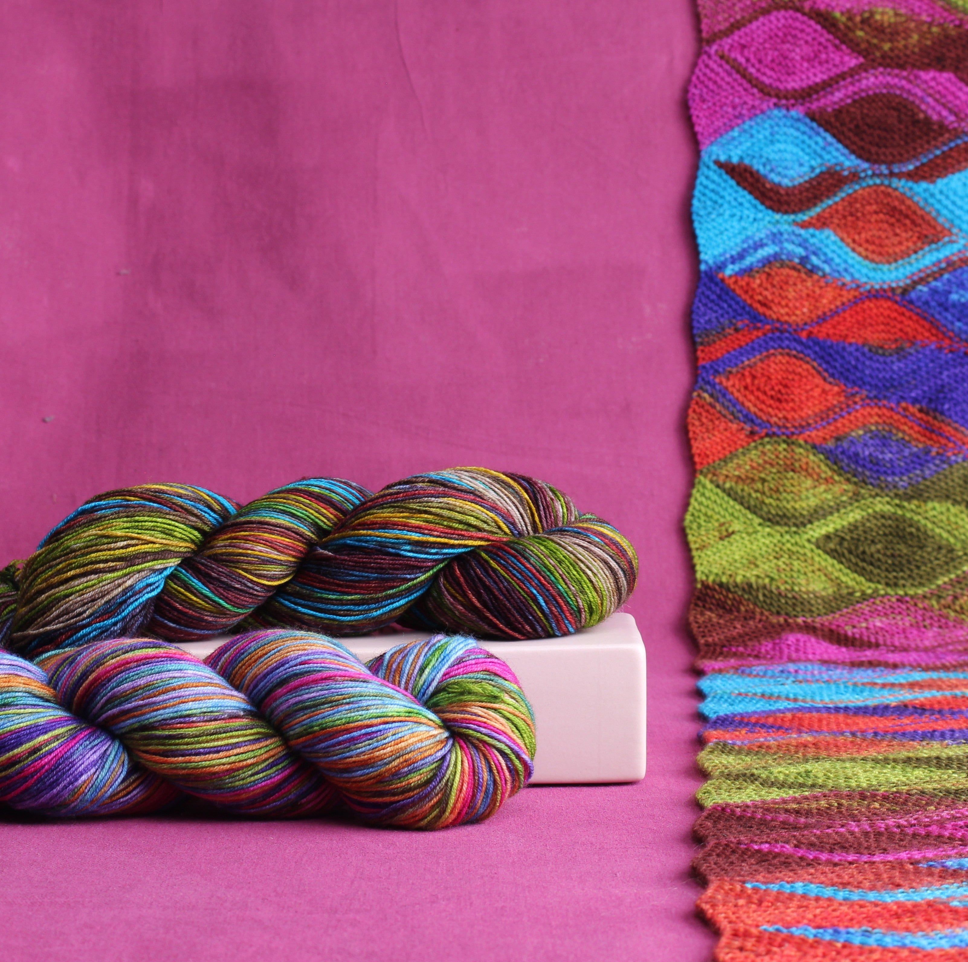 Urth Yarns Uneek Fingering – 4ply weight merino yarn