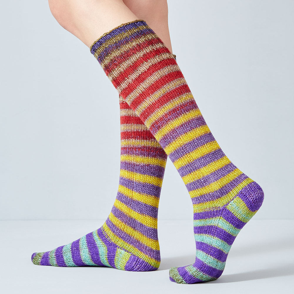 Urth Yarns Uneek Sock Kit in colourway 60 – 4ply weight merino, nylon yarn
