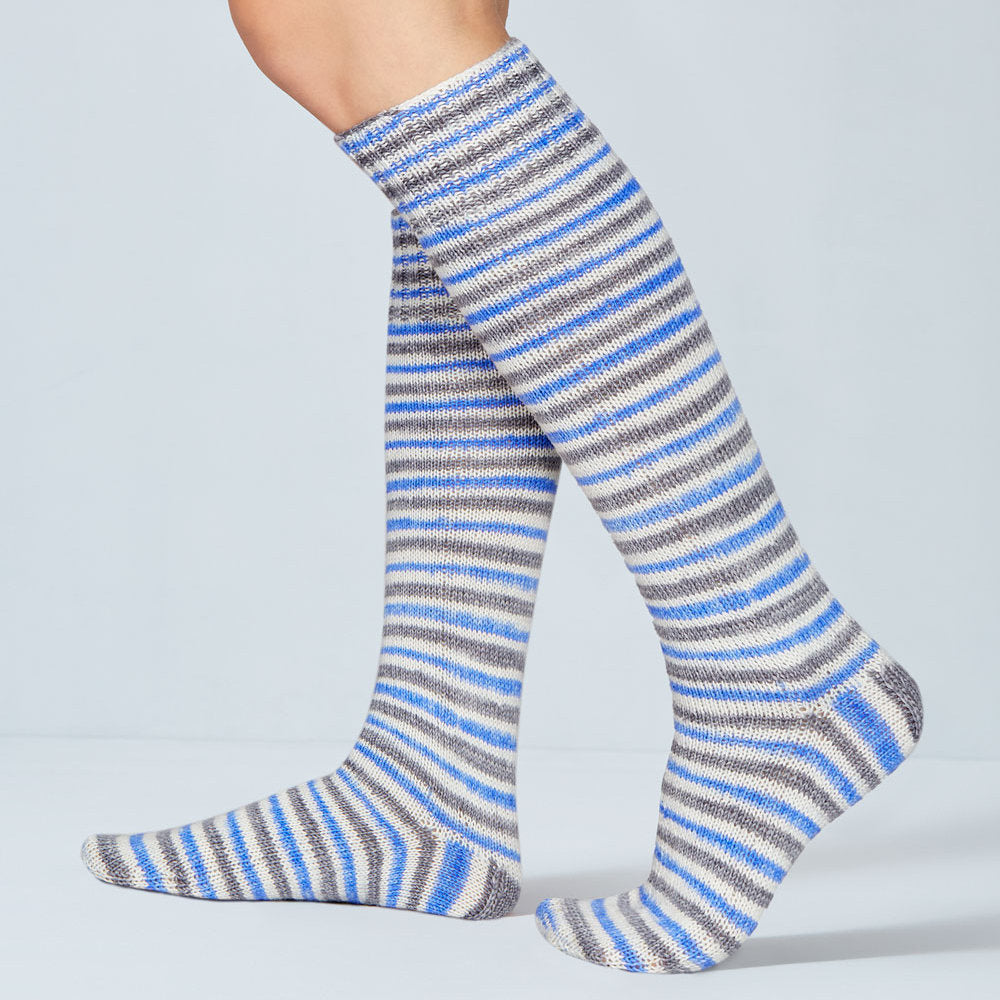 Urth Yarns Uneek Sock Kit in colourway Hanukkah – 4ply weight merino, nylon yarn