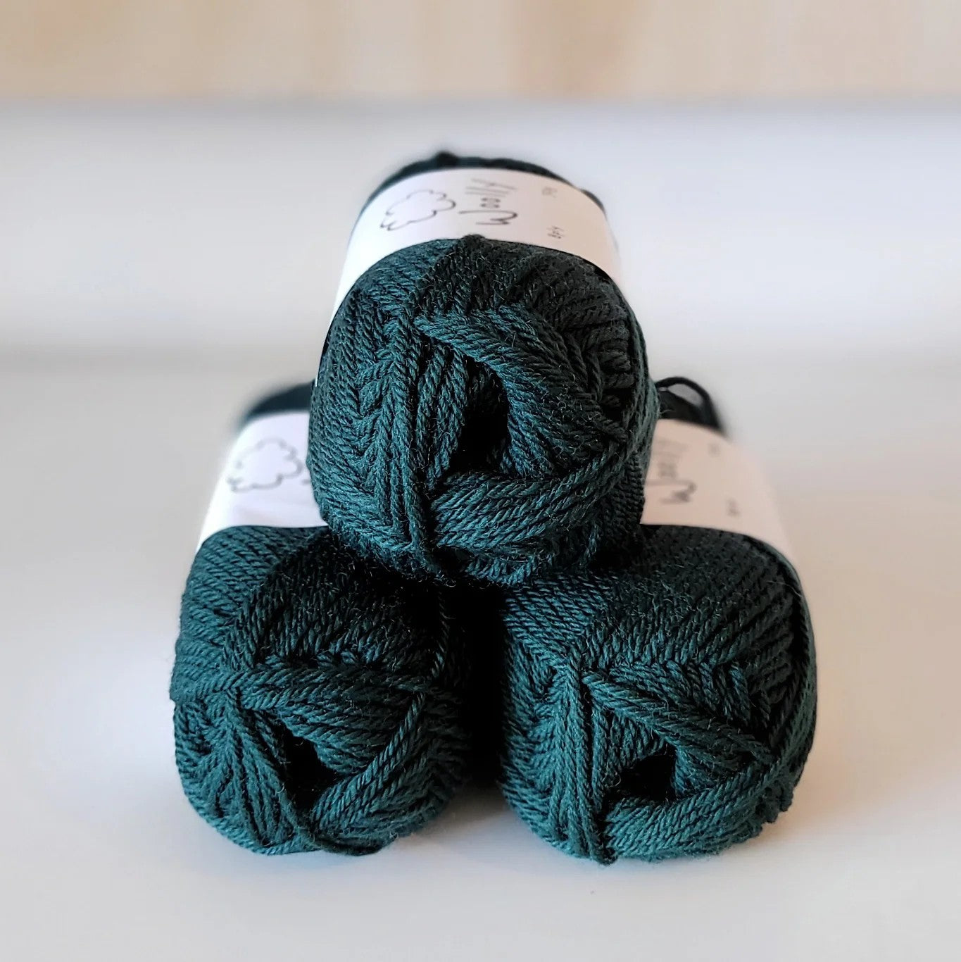 Woolly Yarns Woolly 8ply in colourway Pine Fresh – 8ply weight wool yarn