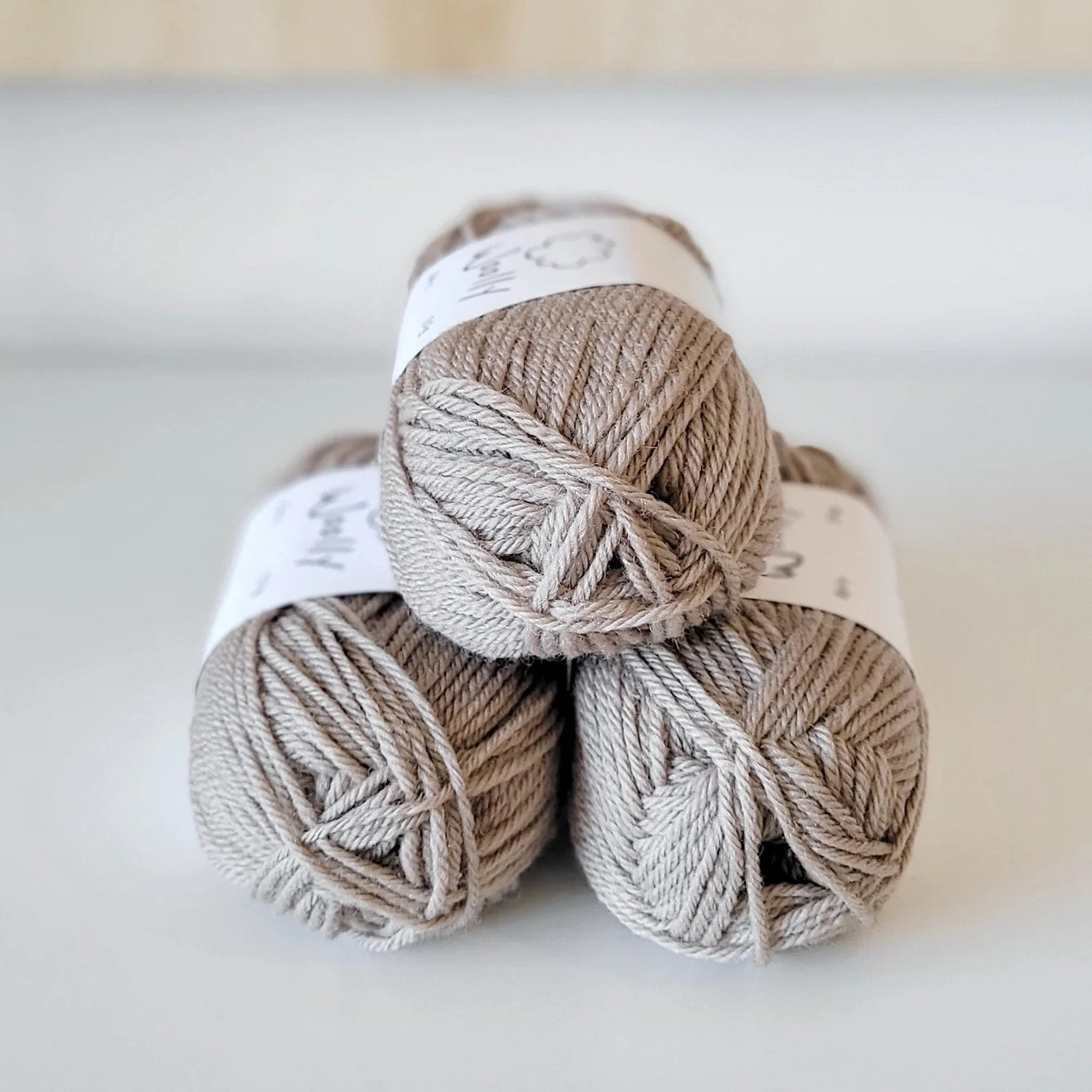 Woolly Yarns Woolly 8ply in colourway Over The Taupe – 8ply weight wool yarn