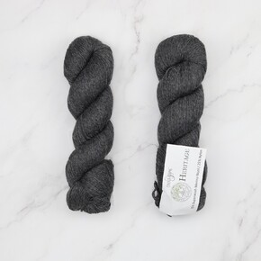 Cascade Yarns Heritage sock/4ply: 0060 Charcoal 5631