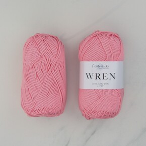 Texyarns Adsley Blanket Kit in Wren: 010 Fairy