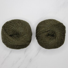 Texyarns Chatsworth Blanket Kit in Grange 10: 10017 Olive