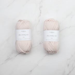 Texyarns Cliveden Blanket Kit in Peppin 10: 1003 Beige + Fringe