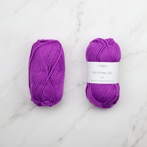Texyarns Cliveden Blanket Kit in Peppin 10: 1020 Violet + Fringe