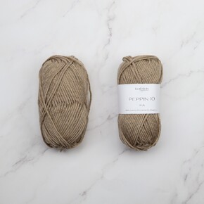 Texyarns Cliveden Blanket Kit in Peppin 10: 1024 Earth