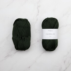 Texyarns Cliveden Blanket Kit in Peppin 10: 1030 Khaki + Fringe