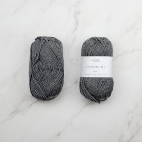 Texyarns Cliveden Blanket Kit in Peppin 10: 1035 Mid Grey + Fringe