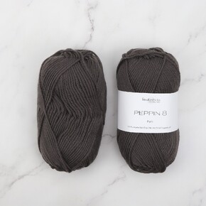 Lisbeth Blanket Set in Peppin 8: 828 Rock