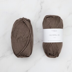 Texyarns Longleat Blanket Kit in Peppin 14: 1424 Donkey